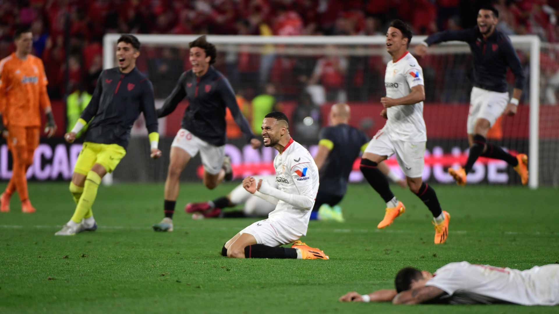 صورة بعنوان: أشبيلية الإسباني يتأهل لنهائي الدوري الأوروبي 