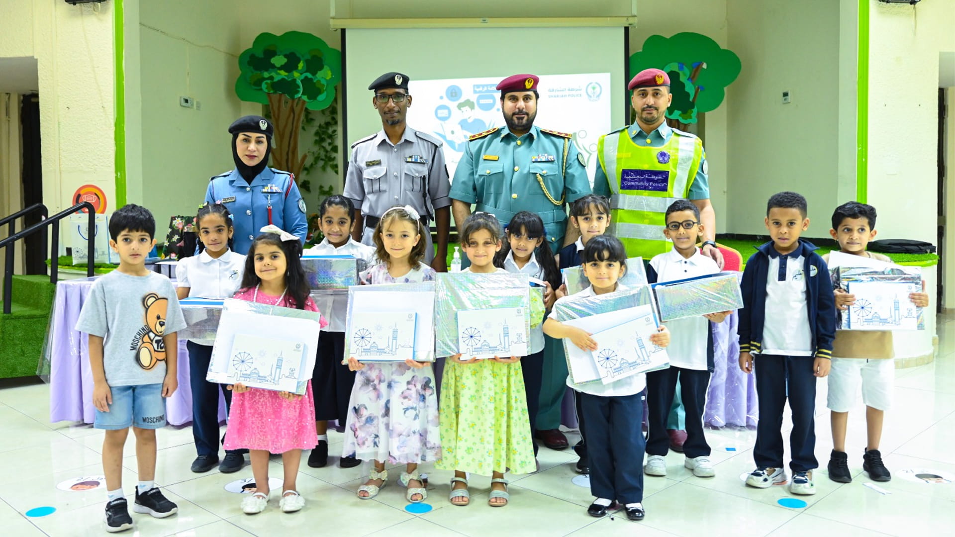 صورة بعنوان: شرطة الشارقة تنظم ورشة "السلامة الرقمية"‏ لأولياء أمور الطلبة 