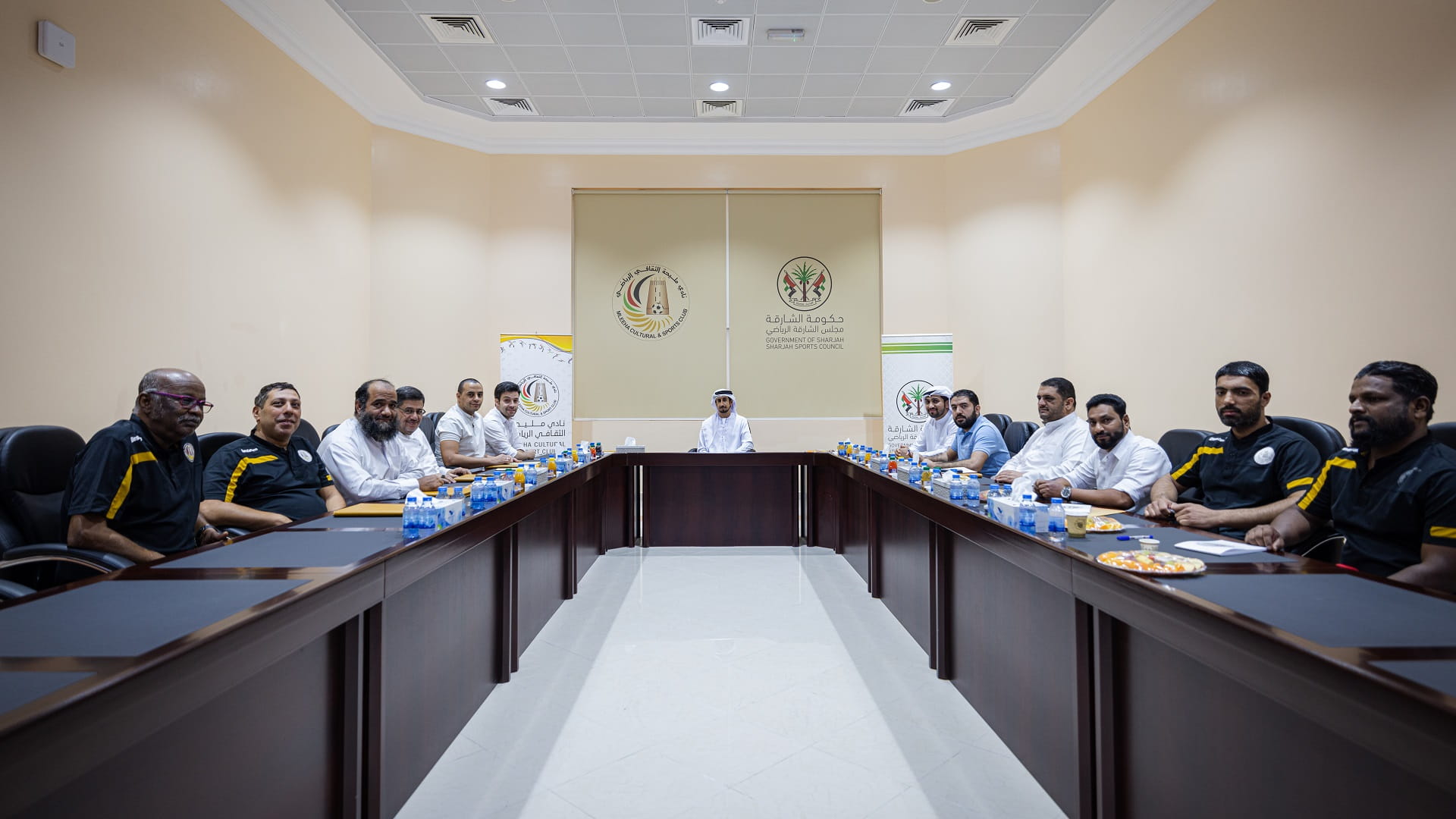 صورة بعنوان: نادي مليحة يبحث خطط مواصلة تطوير العمل وتحقيق الاستدامة الرياضية 