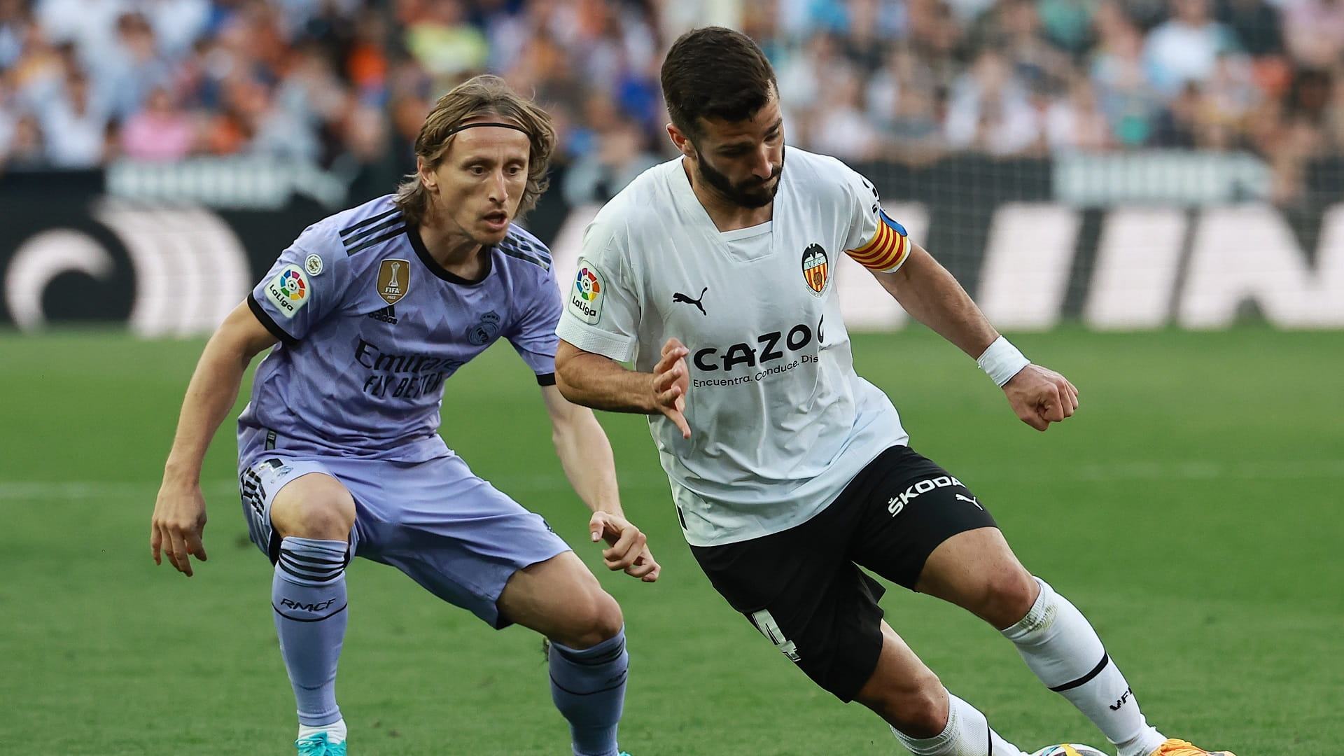 صورة بعنوان: لوبيز يقود فالنسيا للفوز على ريال مدريد في الدوري الإسباني 