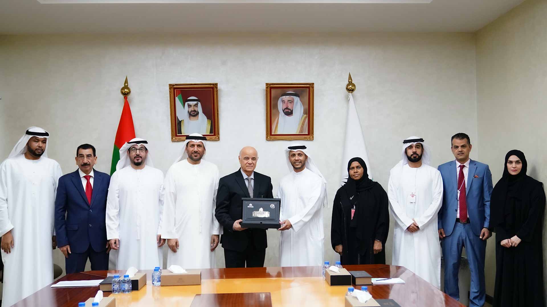 صورة بعنوان: جامعة الشارقة والهلال الأحمر يتعاونان لدعم الطلبة من ذوي الإعاقة  