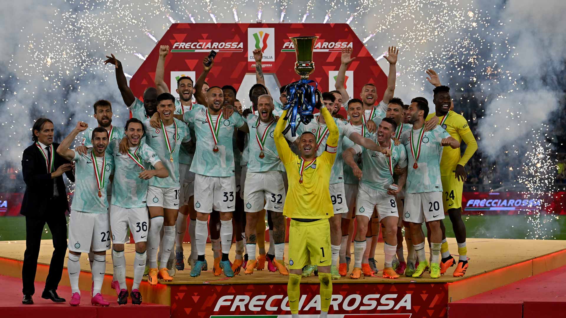 صورة بعنوان: إنتر ميلان يتوج بلقب كأس إيطاليا لكرة القدم 