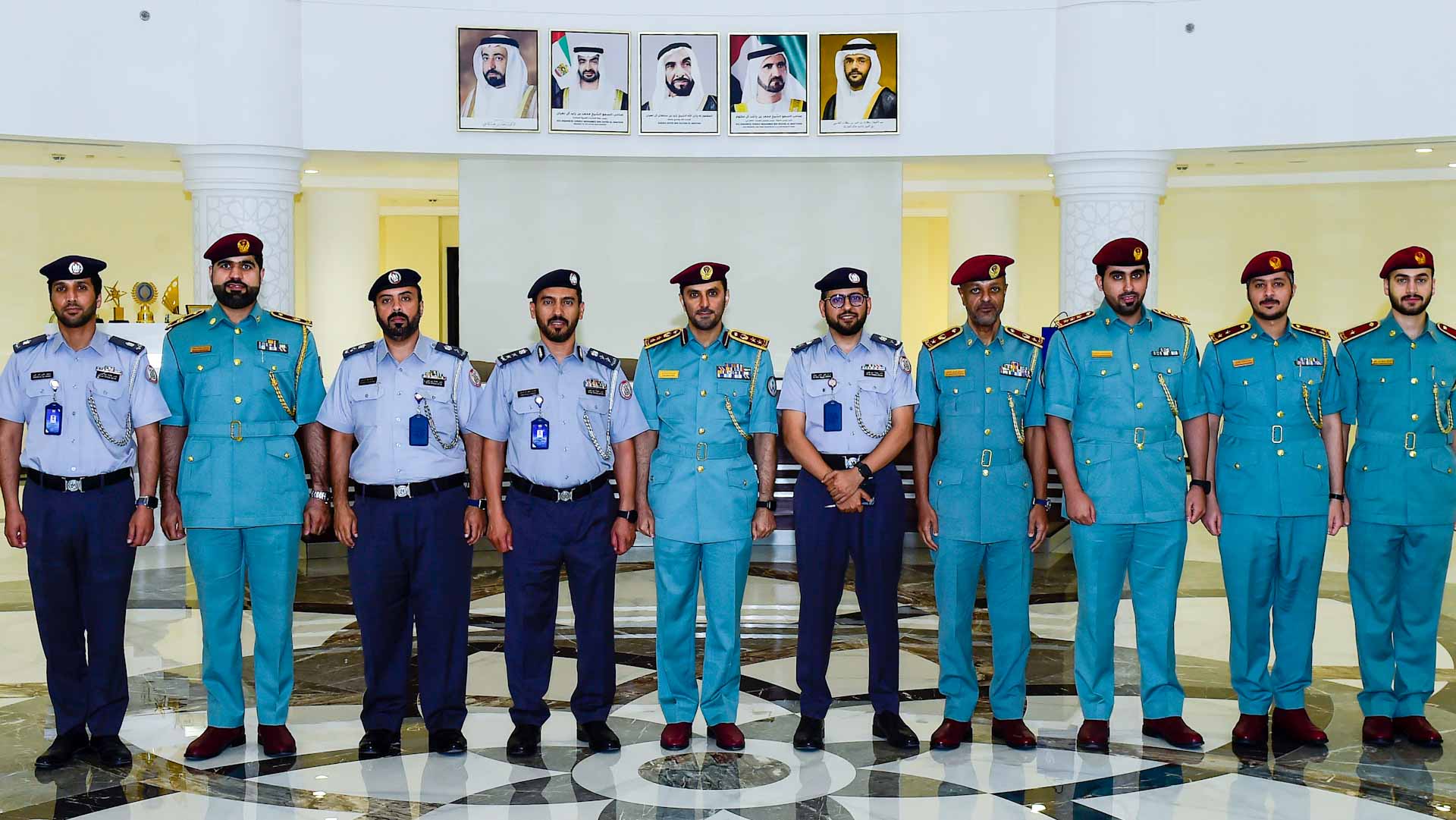 صورة بعنوان: شرطة الشارقة تستعرض مع نظيرتها بأبوظبي أفضل الممارسات  