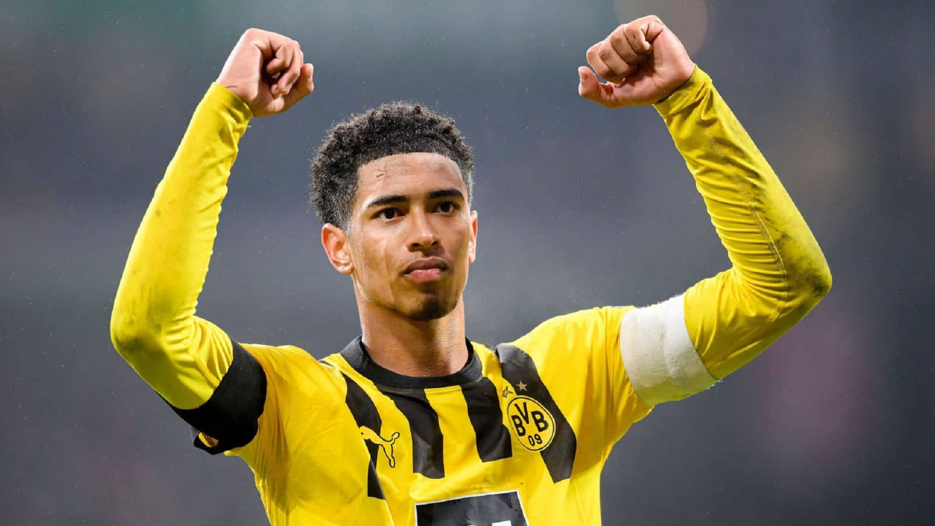 صورة بعنوان: الإنجليزي بيلينجهام يتوج بجائزة أفضل لاعب في الدوري الألماني 