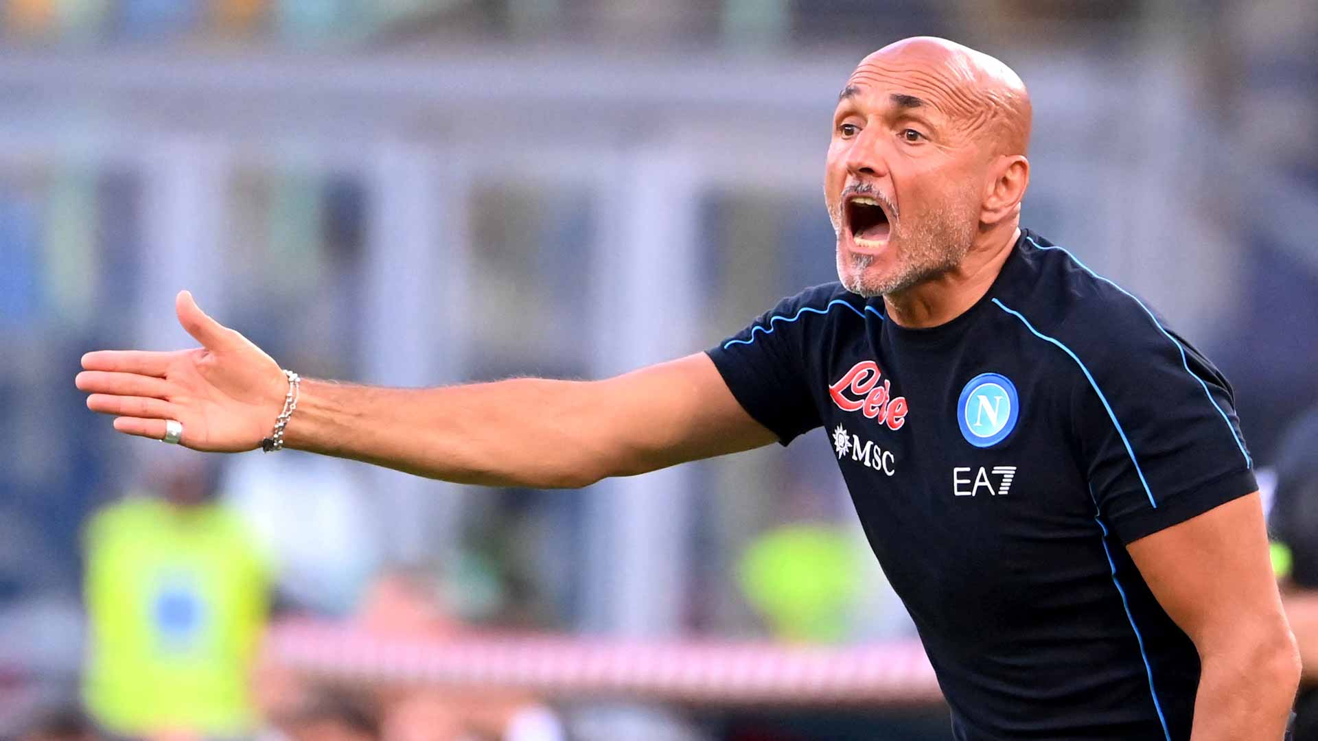 صورة بعنوان: سباليتي بصدد الرحيل عن تدريب نابولي الإيطالي 