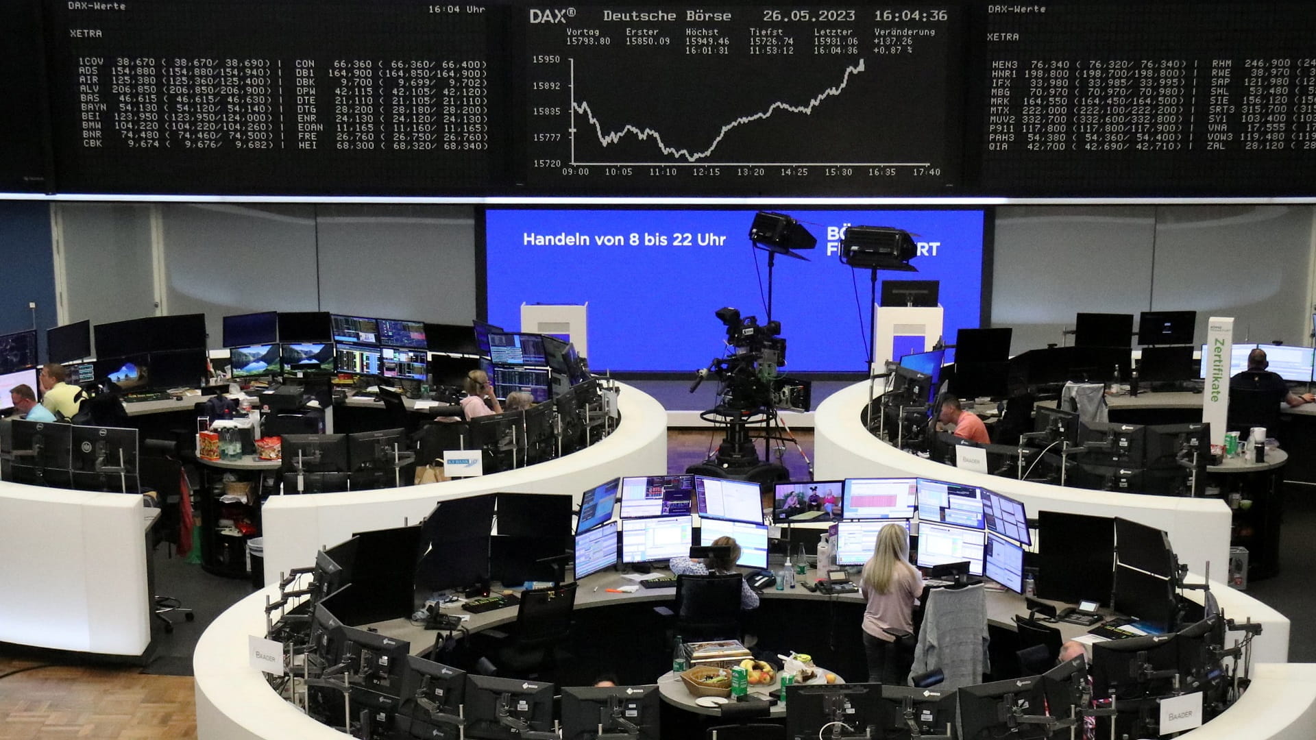 صورة بعنوان: الأسهم الأوروبية تتراجع وسط شكوك باتفاق سقف الديون الأميركية 