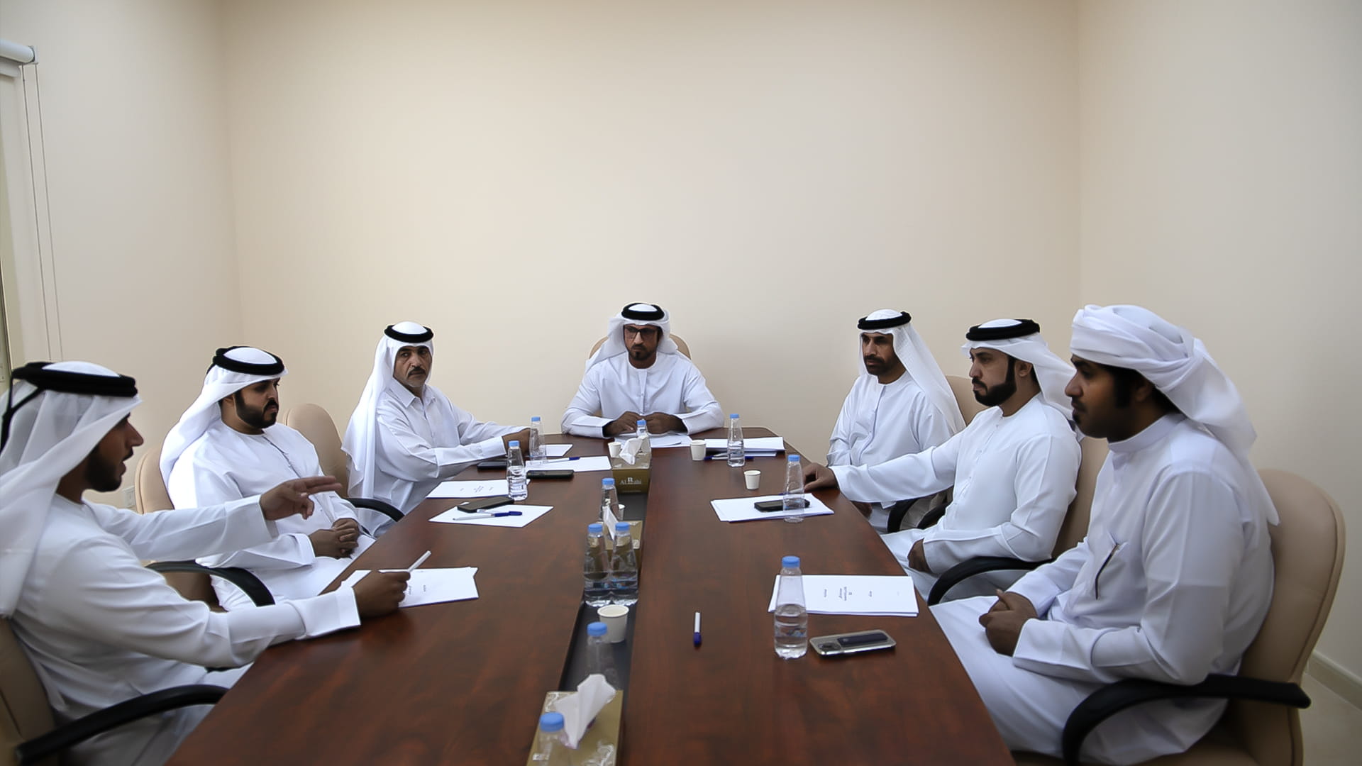 صورة بعنوان: نادي الشارقة لسباقات الهجن يبحث الارتقاء بالخدمات المقدمة للملاك 