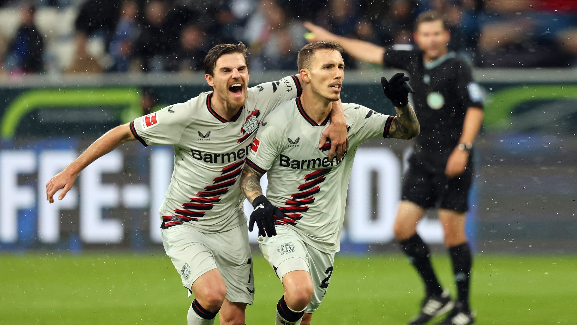 صورة بعنوان: ليفركوزن يتخطى هوفنهايم ويبتعد بصدارة الدوري الألماني 