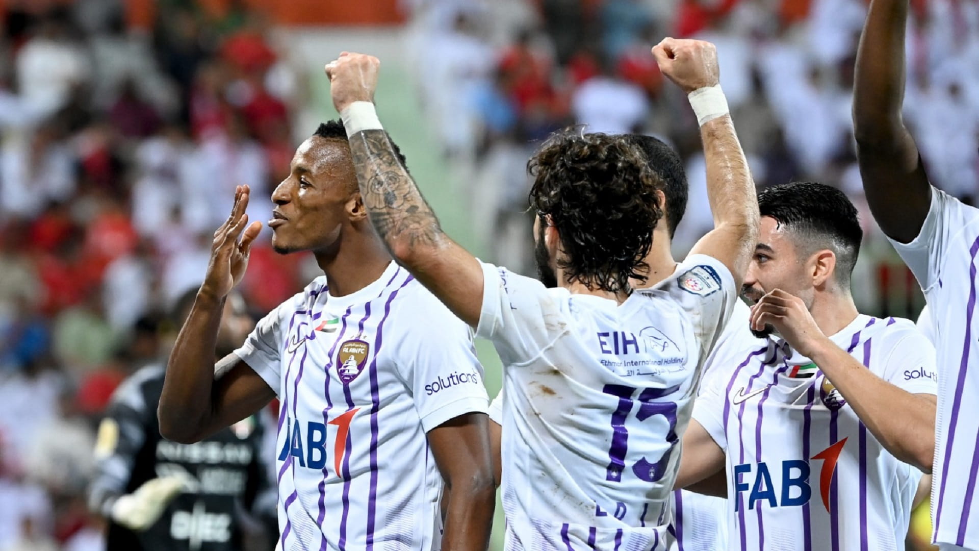 صورة بعنوان: دوري أدنوك للمحترفين.. العين يحسم القمة أمام شباب الأهلي 