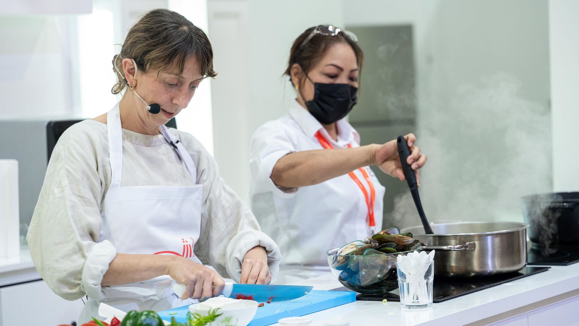 Image for the title: Young chefs go Greek at SIBF 2023 