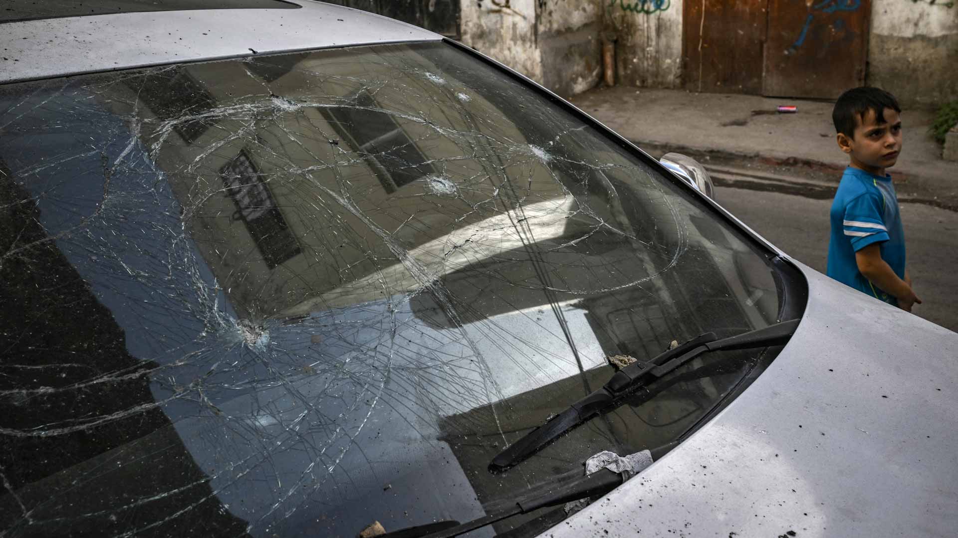 Image for the title: Fighting erupts in Gaza as US envoy confronts Arab ire 