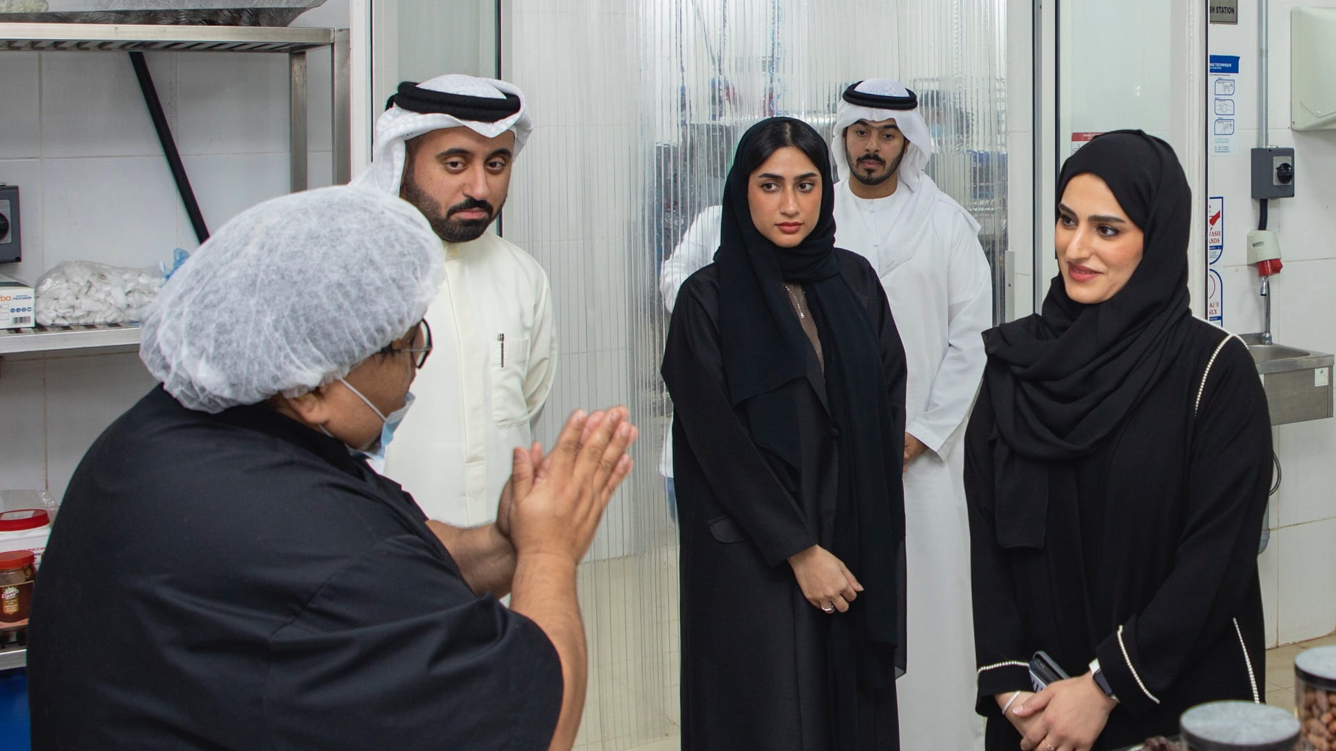 صورة بعنوان: اقتصادية الشارقة تنفذ زيارات ميدانية لعدد من المصانع في الإمارة 