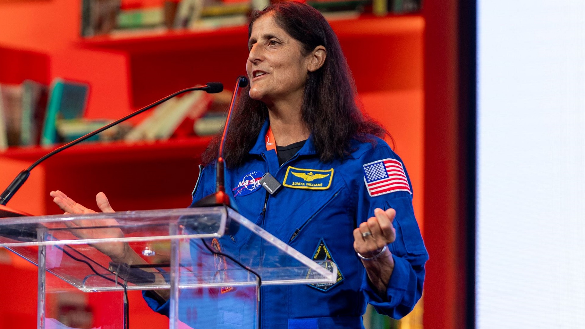 صورة بعنوان: سونيتا ويليامز: الأرض مركبة الفضاء الوحيدة لدينا فلنحافظ عليها  