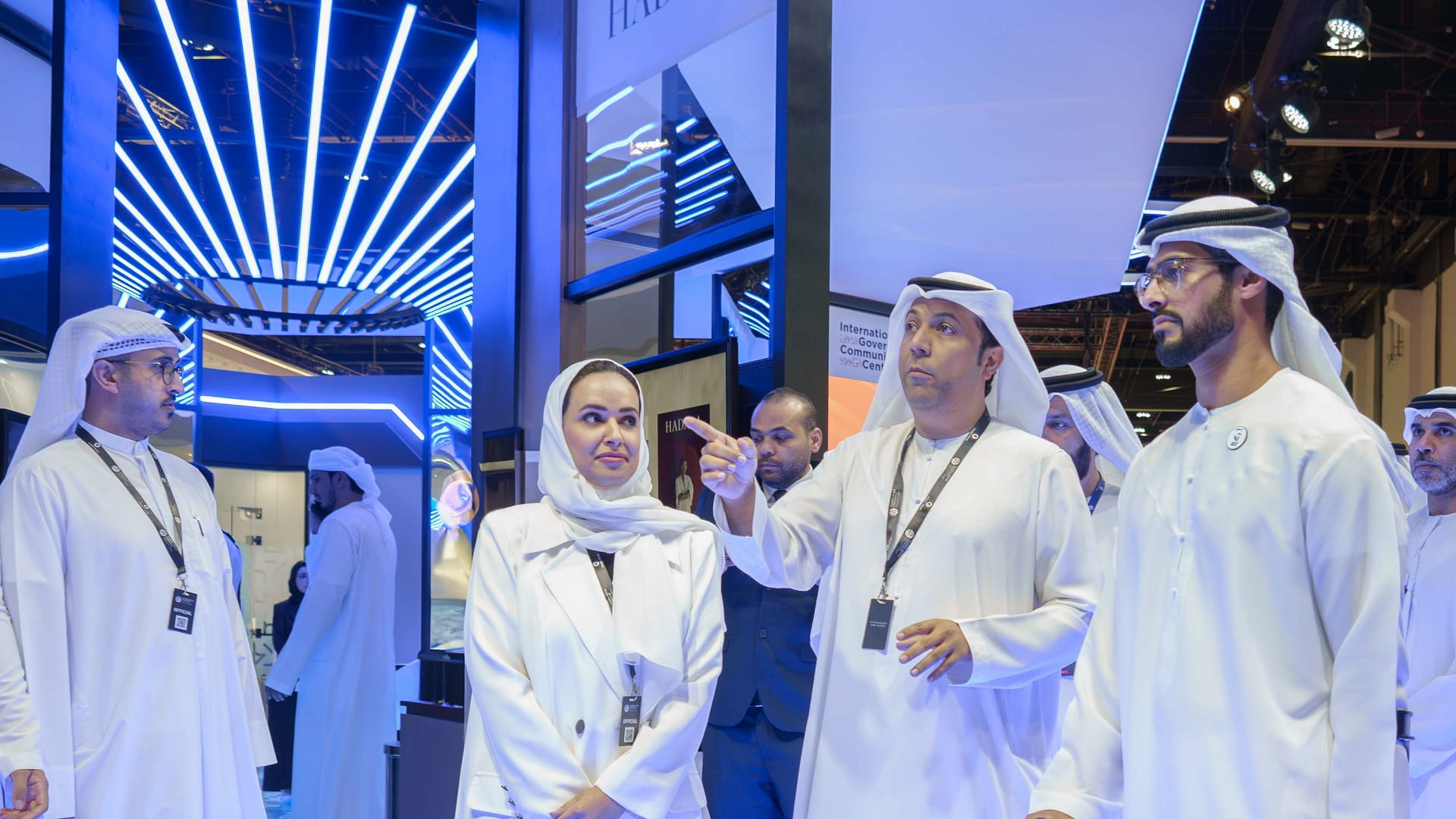 صورة بعنوان: زايد بن حمدان يطلع على مبادرات المكتب الإعلامي لحكومة الشارقة 