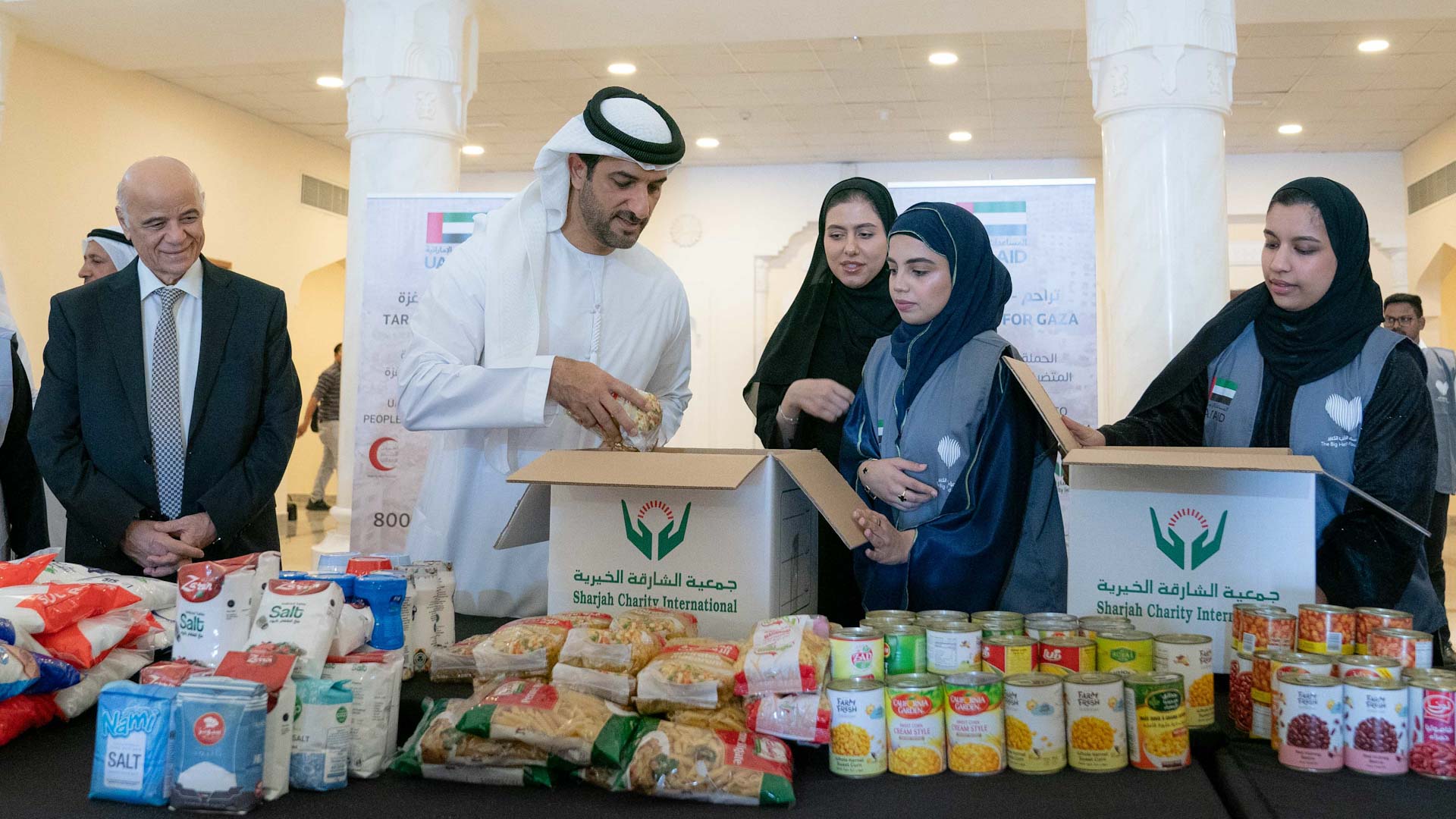 Image for the title: Sultan bin Ahmed takes part in "Tarahum for Gaza" at UOS 