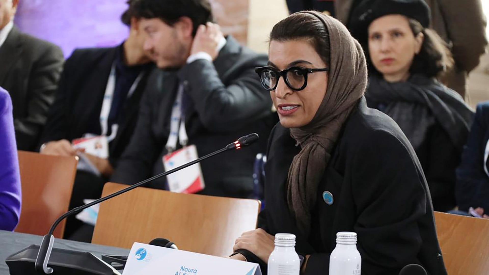 صورة بعنوان: نورة الكعبي تترأس وفد الإمارات المشارك في منتدى باريس للسلام 