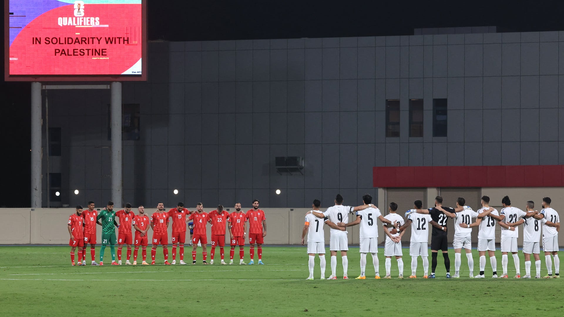 صورة بعنوان: فوز البحرين والسعودية وقطر والعراق وسوريا بتصفيات المونديال 