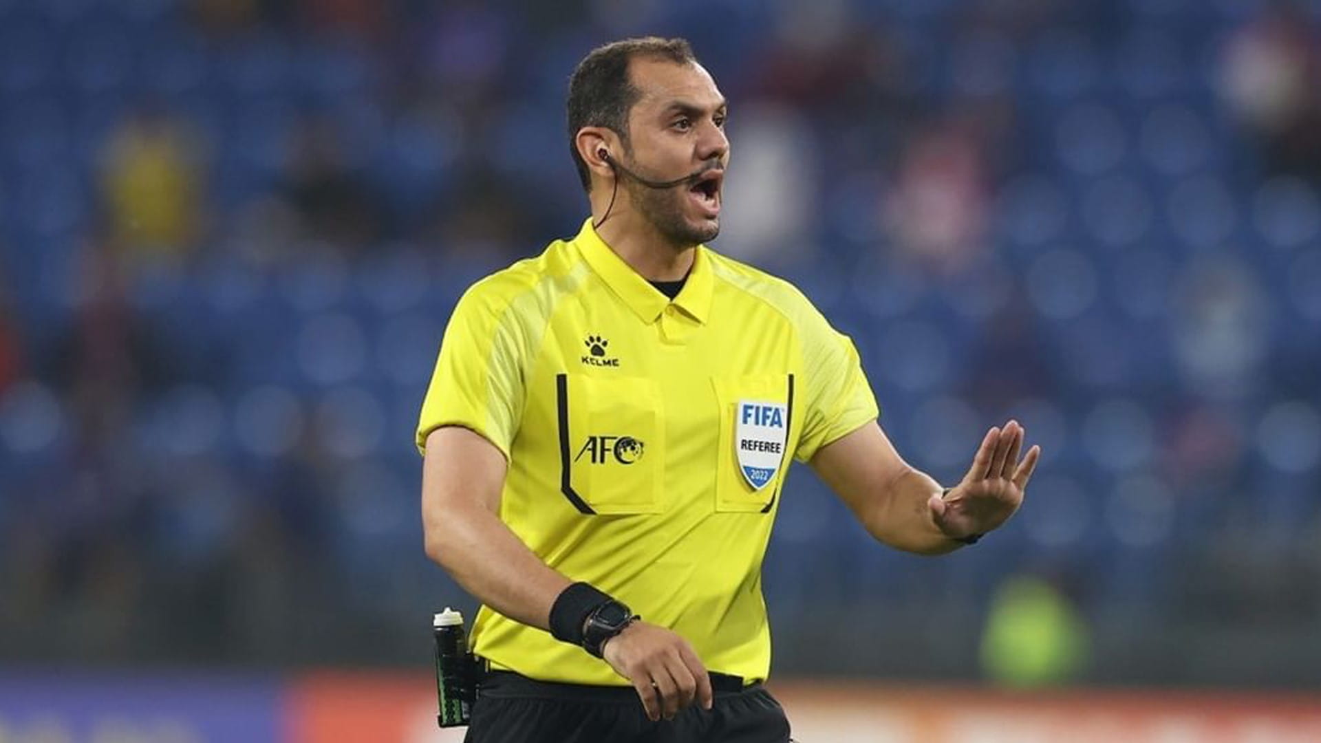 صورة بعنوان: طاقم سعودي يدير لقاء المنتخب الوطني والبحرين في التصفيات الآسيوية 