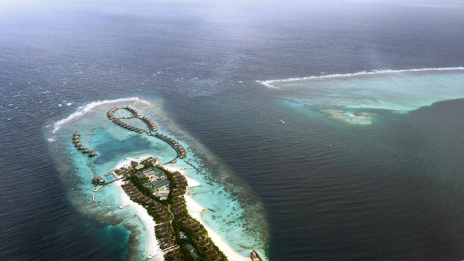 Image for the title: Maldives to battle rising seas by building fortress islands 
