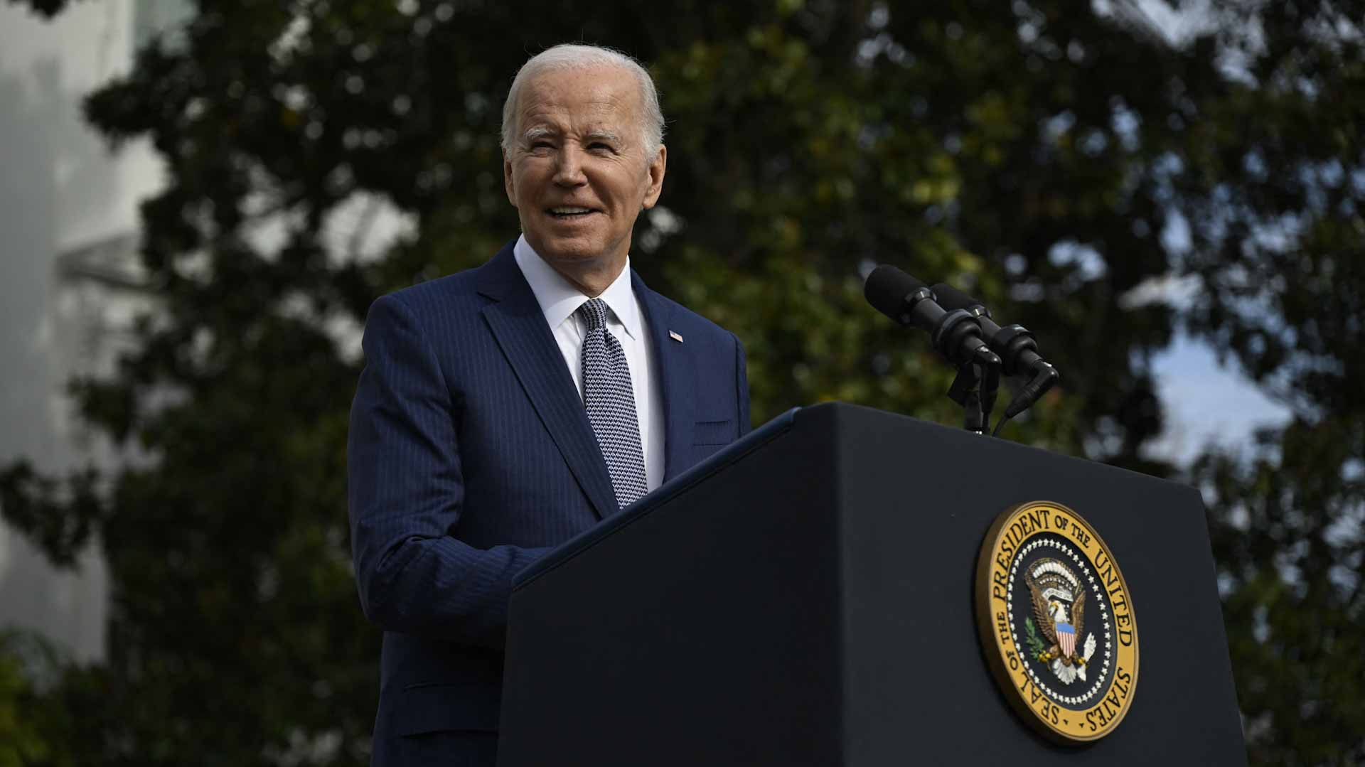 Image for the title: Biden expresses "great satisfaction" at hostage agreement in Gaza 