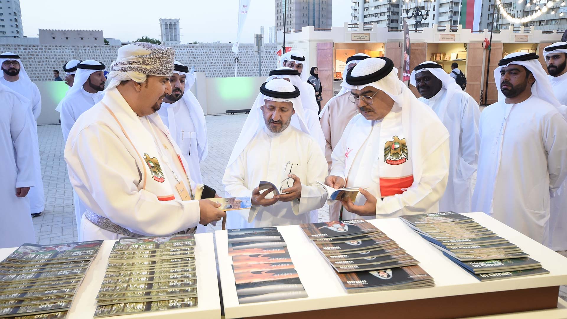 صورة بعنوان: "التراث العماني" ينشر عبقه في رحاب "قلب الشارقة" على مدى 5 أيام 