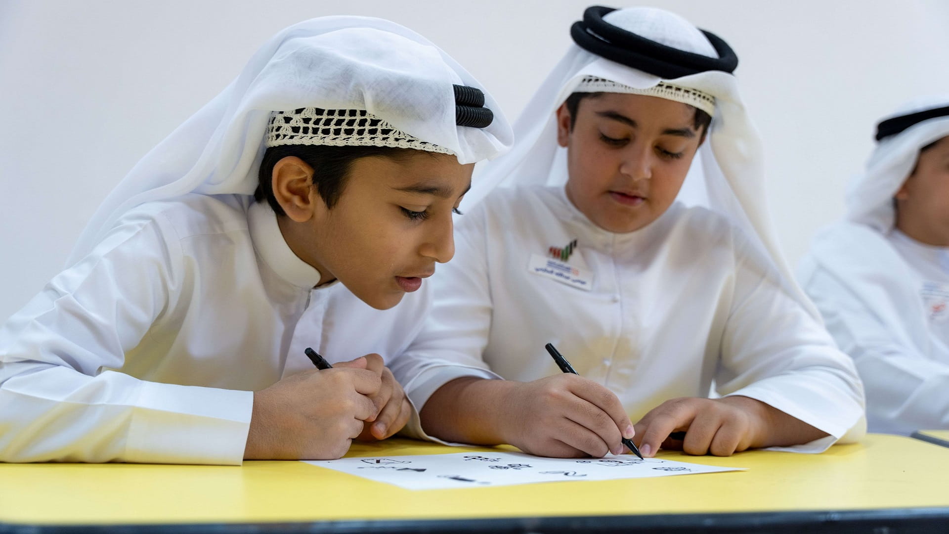 Image for the title: Sharjah Children's Shura continues to implement training workshops 