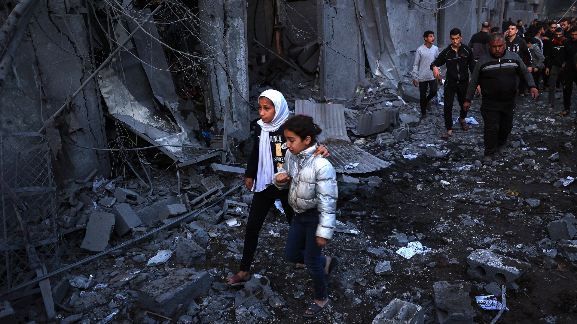 Image for the title: 15,523 people killed, 41,316 wounded in Gaza since start of war 