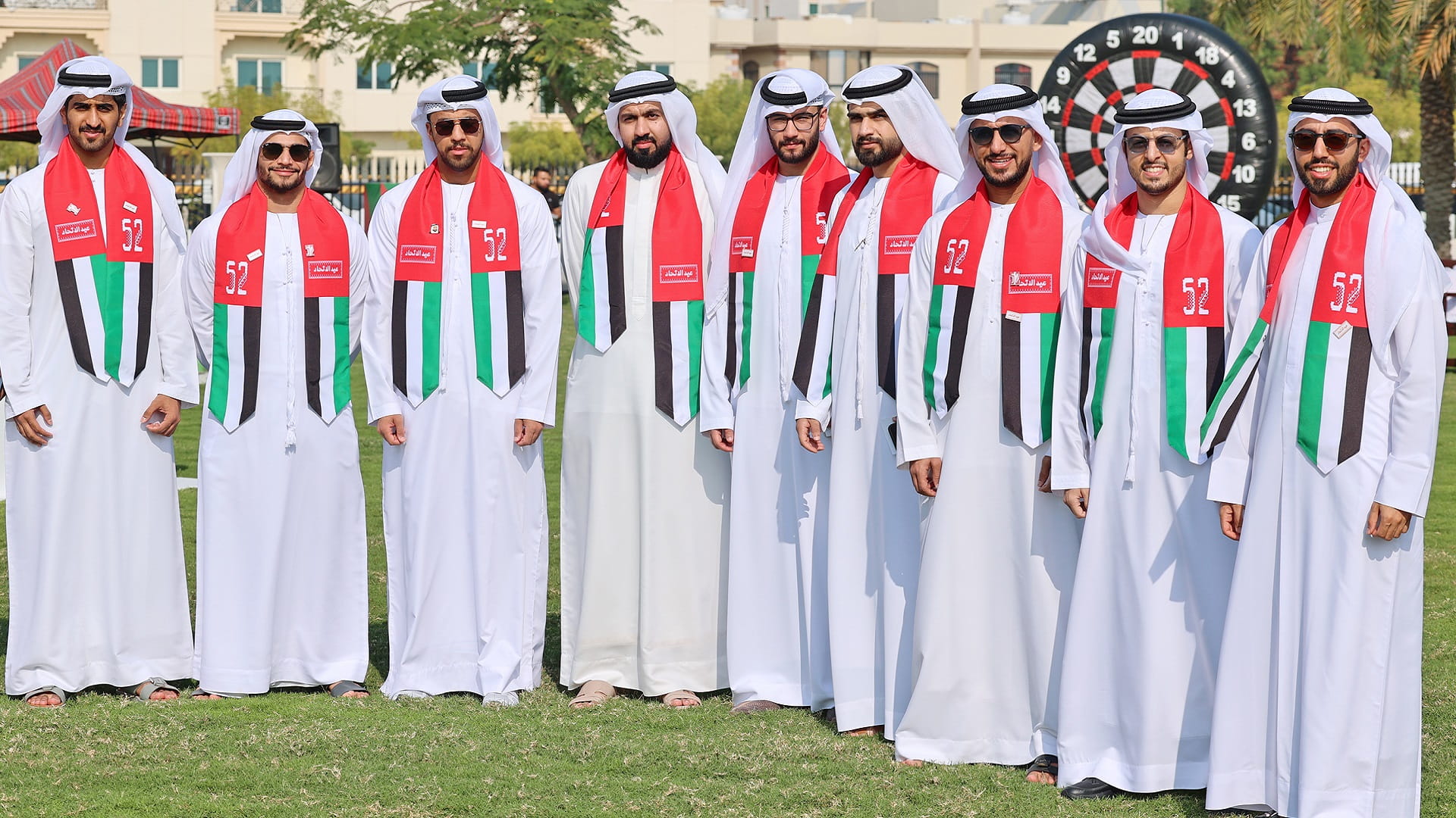 صورة بعنوان: أشغال الشارقة تحتفل باليوم الوطني الـ 52 لدولة الإمارات 