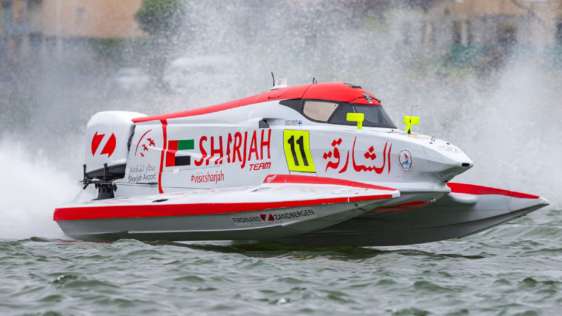 Image for the title: F1H2O World Championship's final battle for runner-up title 
