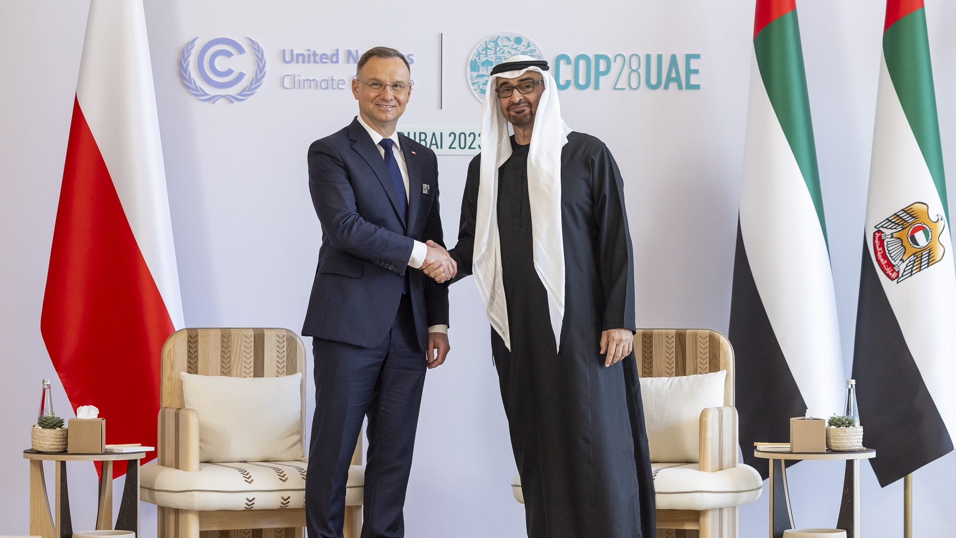 صورة بعنوان: رئيس الدولة يبحث تعزيز علاقات الإمارات مع بولندا وإيطاليا وألبانيا 