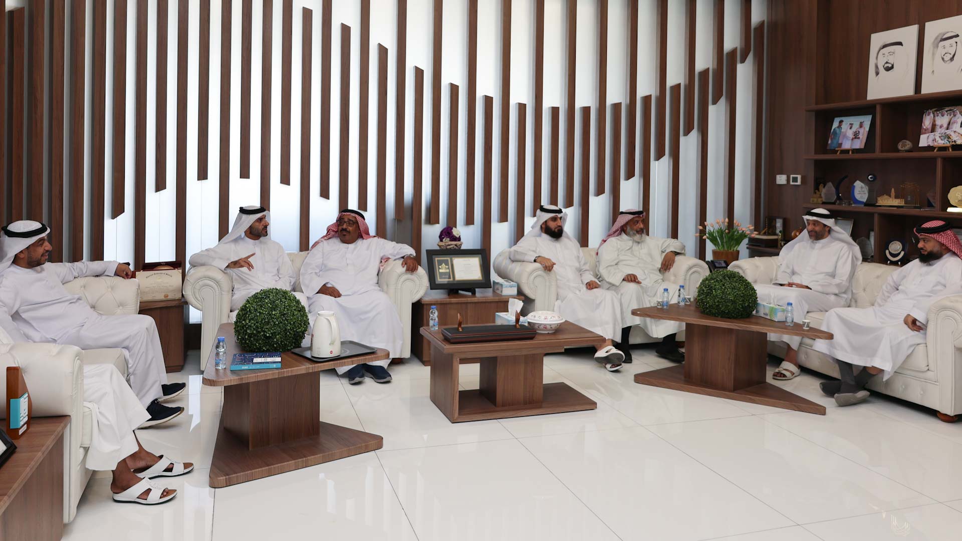 صورة بعنوان: "الشارقة الخيرية" تبحث تعزيز التعاون مع جمعية المحرق البحرينية 