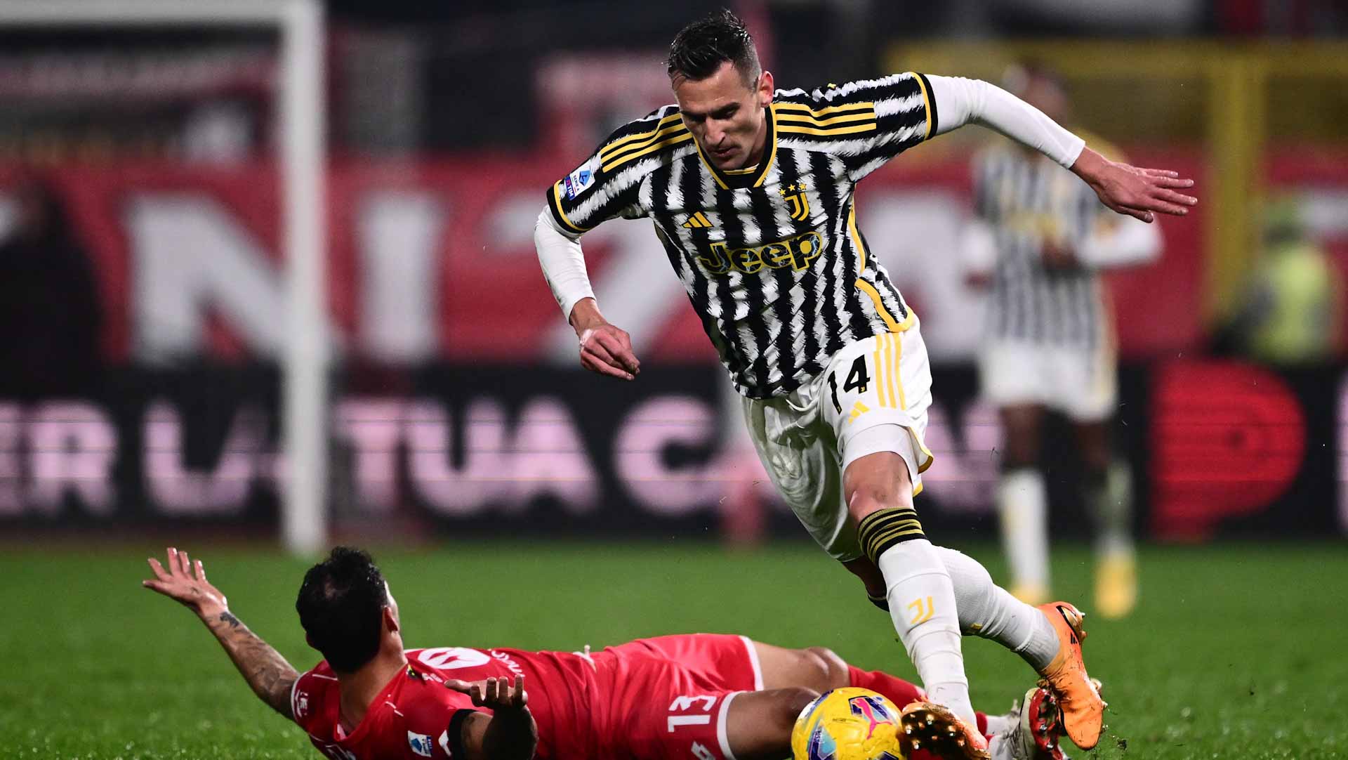 صورة بعنوان: يوفنتوس يتصدر مؤقتاً الدوري الإيطالي لكرة القدم 