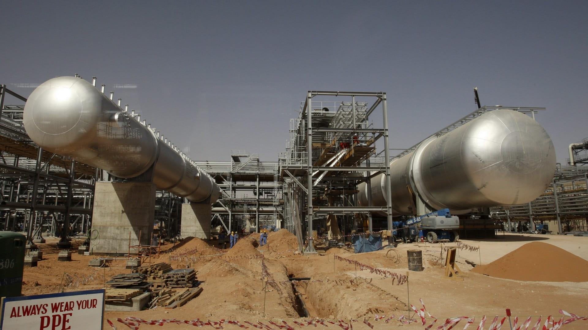 صورة بعنوان: "أوبك+" تبقي على سياسة إنتاج النفط دون تغيير 