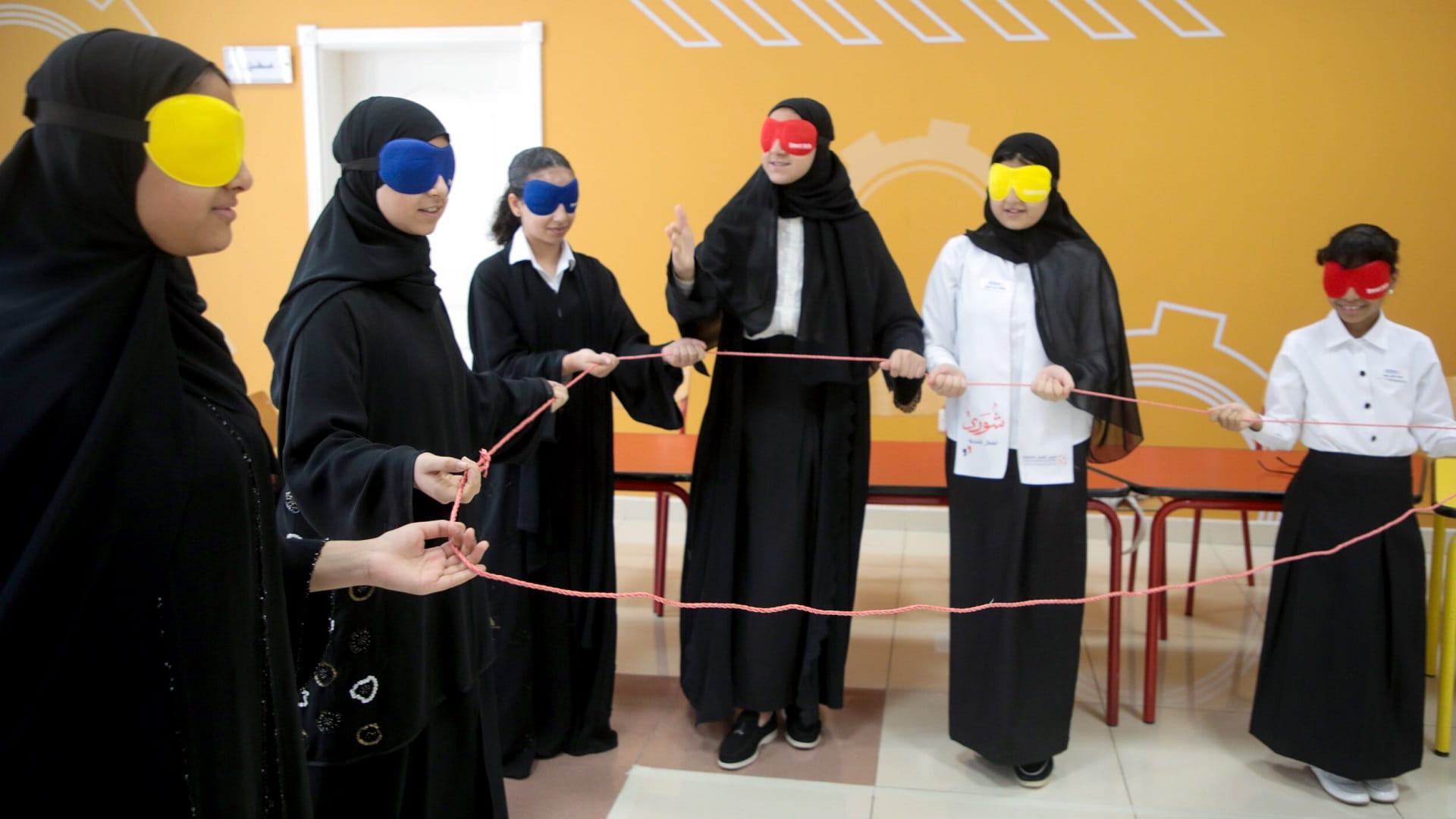 صورة بعنوان: شورى أطفال الشارقة ينظم ورشاً تدريبية لأعضائه 