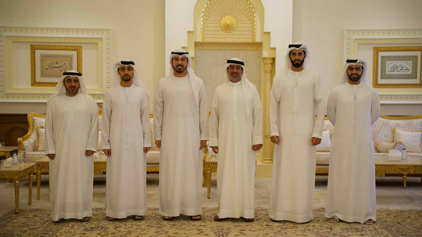 صورة بعنوان: "استشاري الشارقة" يستقبل وفداً من مجلس الشارقة للشباب  