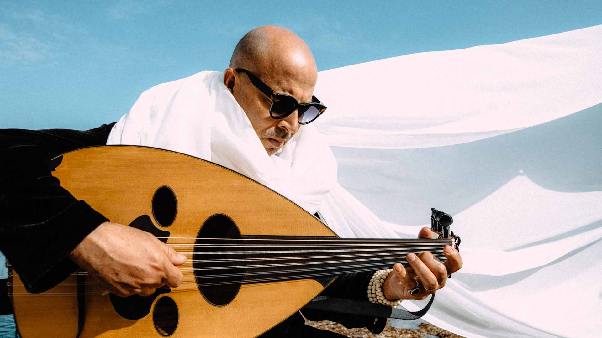 صورة بعنوان: ظافر يوسف يحل ضيفاً على "مهرجان تنوير للموسيقى الروحية" في مليحة  