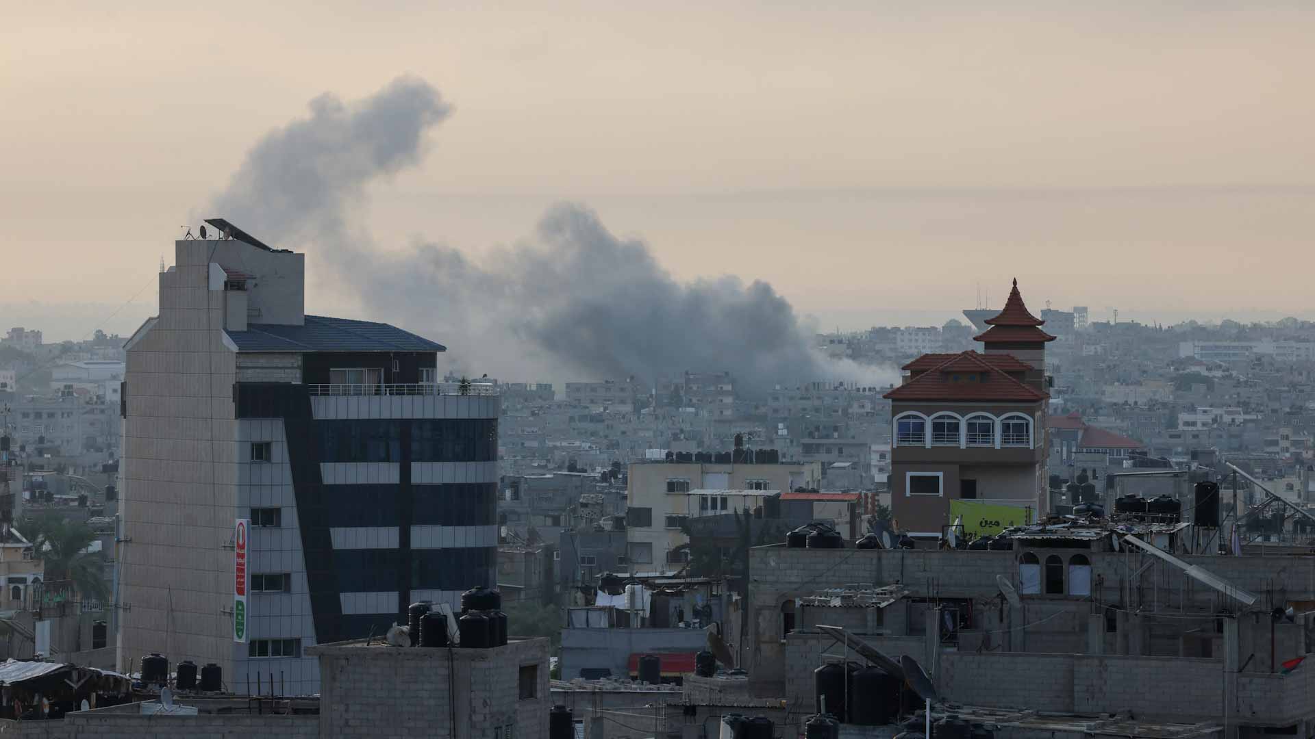 Image for the title: Hundreds dead in Israel-Gaza war as Hezbollah launches attacks 