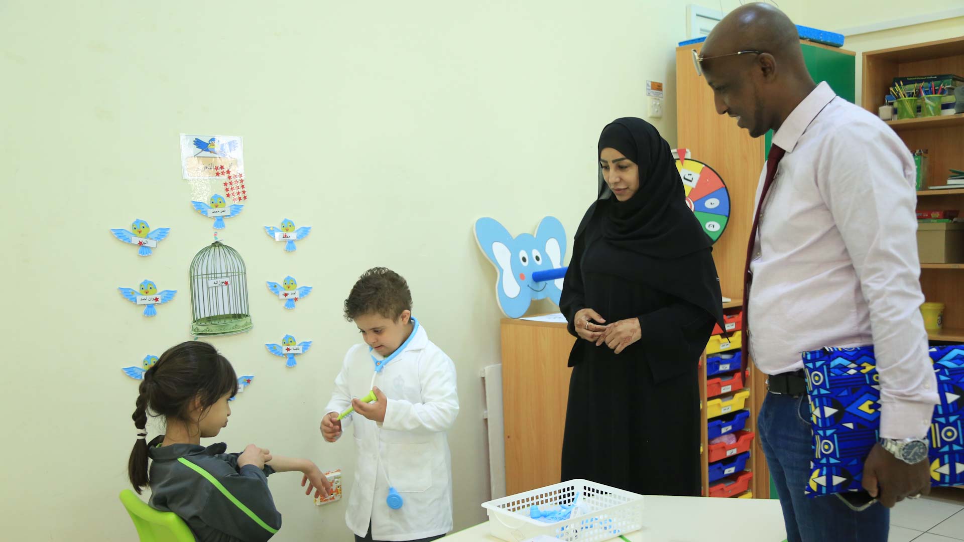 Image for the title: SCHS hosts Djibouti Delegation Empowering Disabilities 