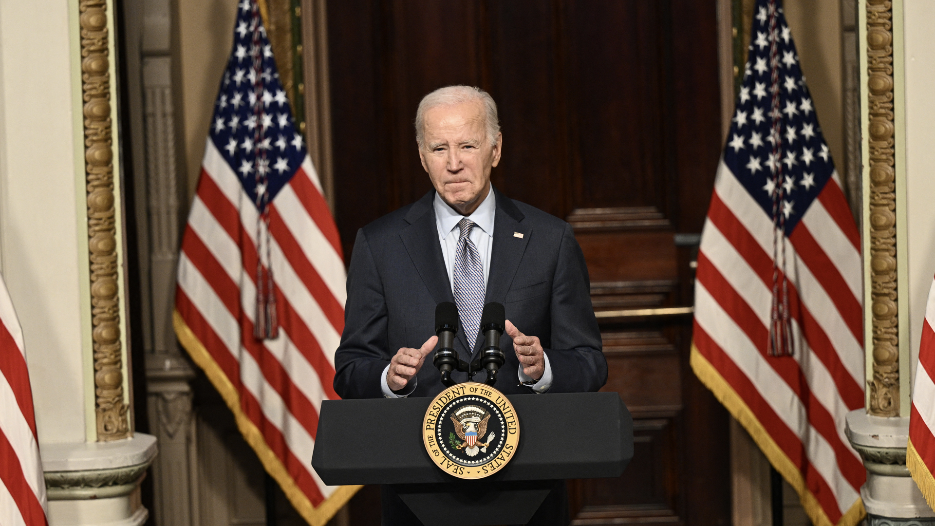 صورة بعنوان: حذر إيران من التدخل..بايدن يطالب إسرائيل باحترام قوانين الحرب بغزة 