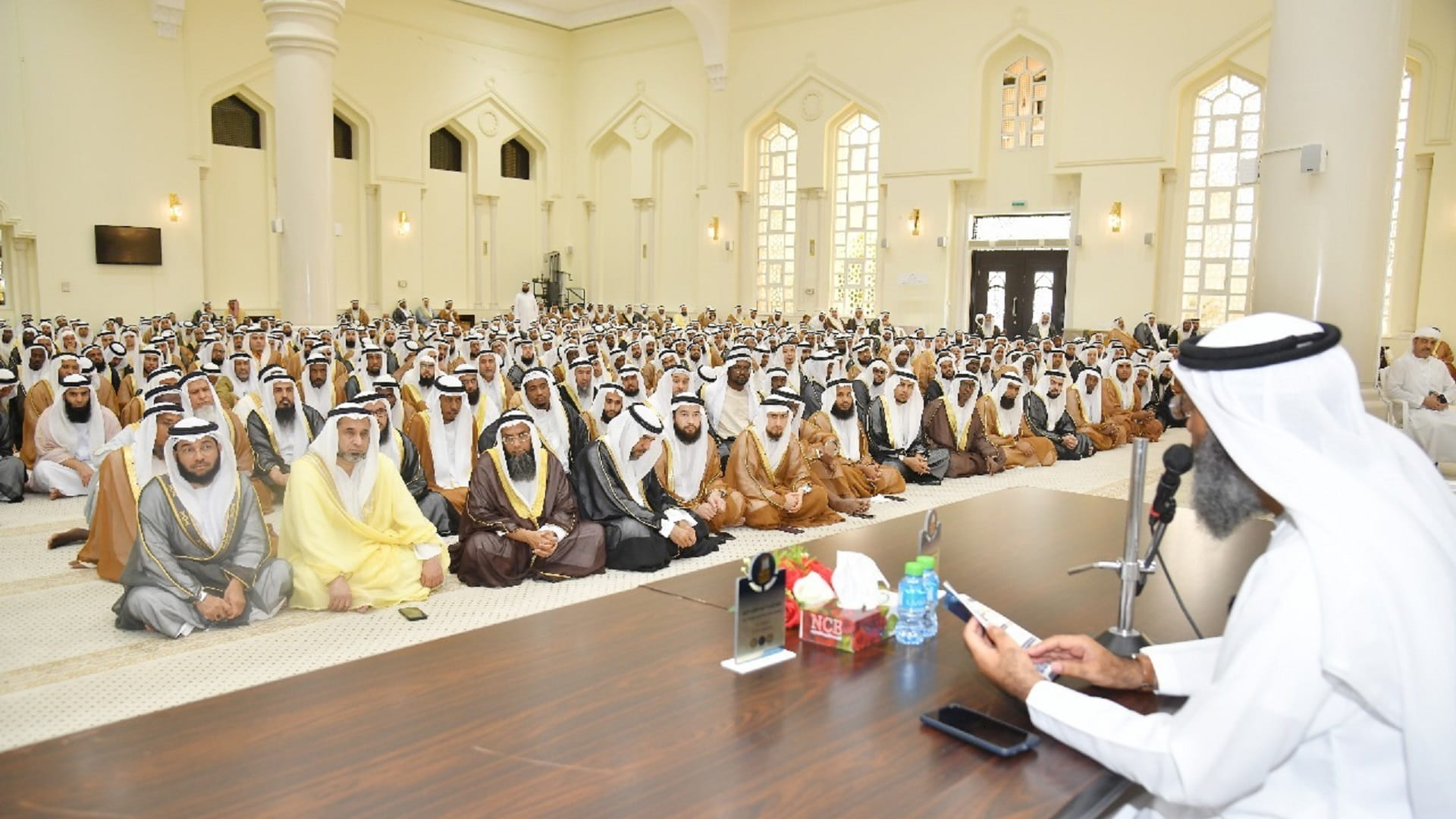 صورة بعنوان: جائزة رأس الخيمة للقرآن الكريم تعرف أئمة ومؤذني المساجد بمسابقاتها 