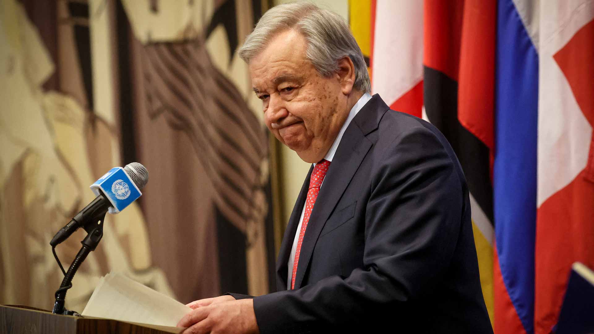 صورة بعنوان: بقلب يعصره الألم...غوتيريش يصف قصف مستشفى الأهلي في غزة بالمرعب 