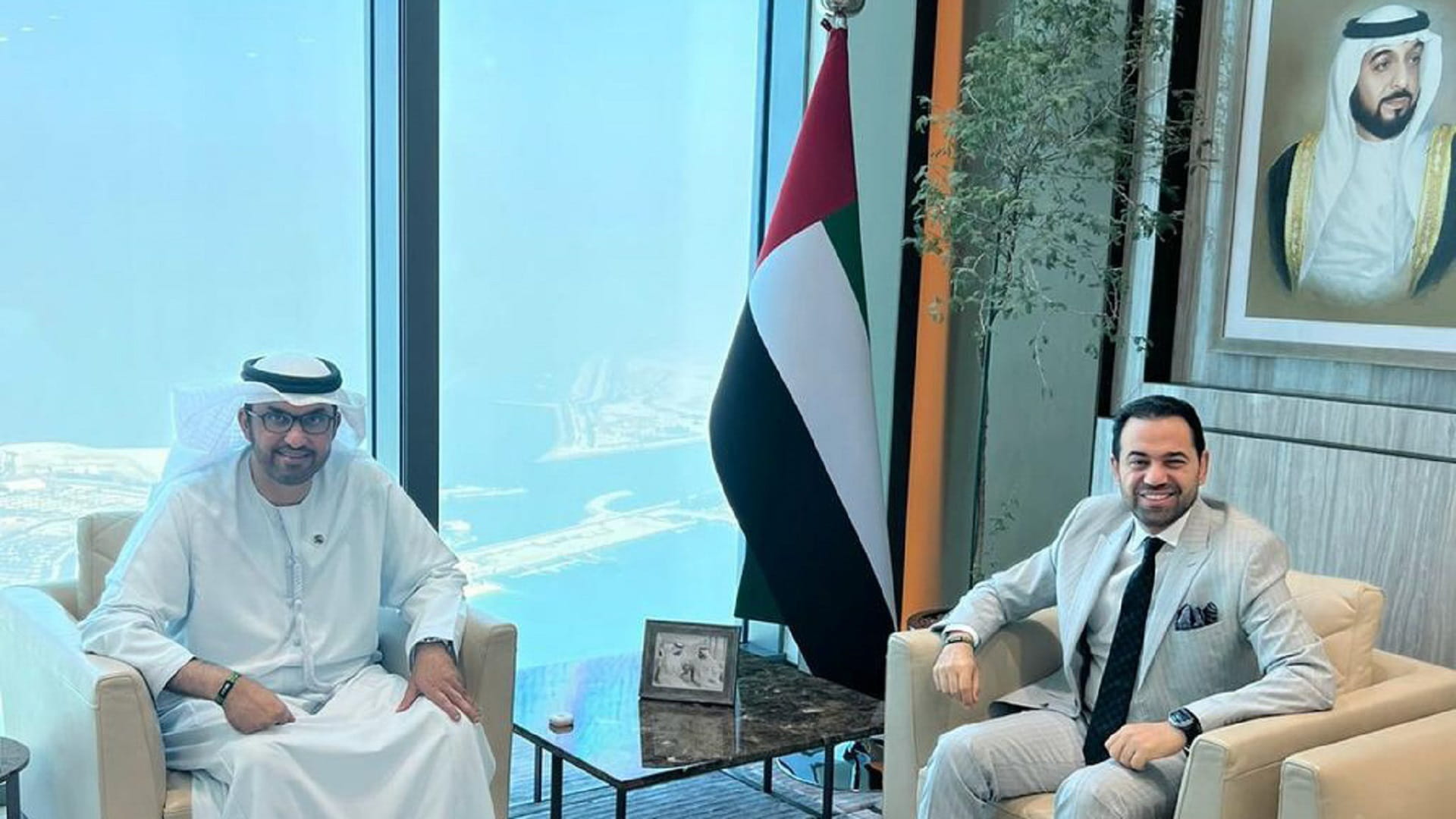 Image for the title: Al Jaber receives secretary-general of Muslim Council of Elders 