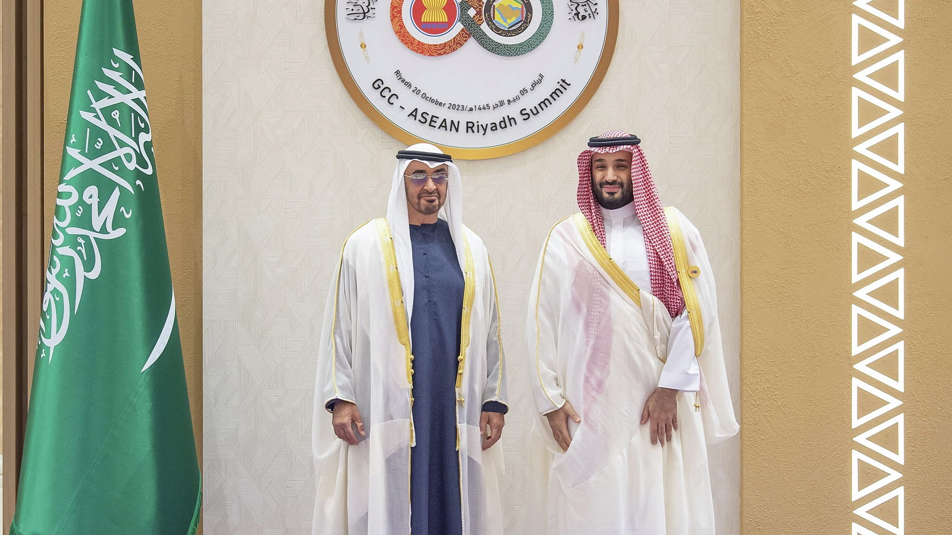 Image for the title: UAE Pres leads delegation at GCC-ASEAN inaugurated by Saudi CP 