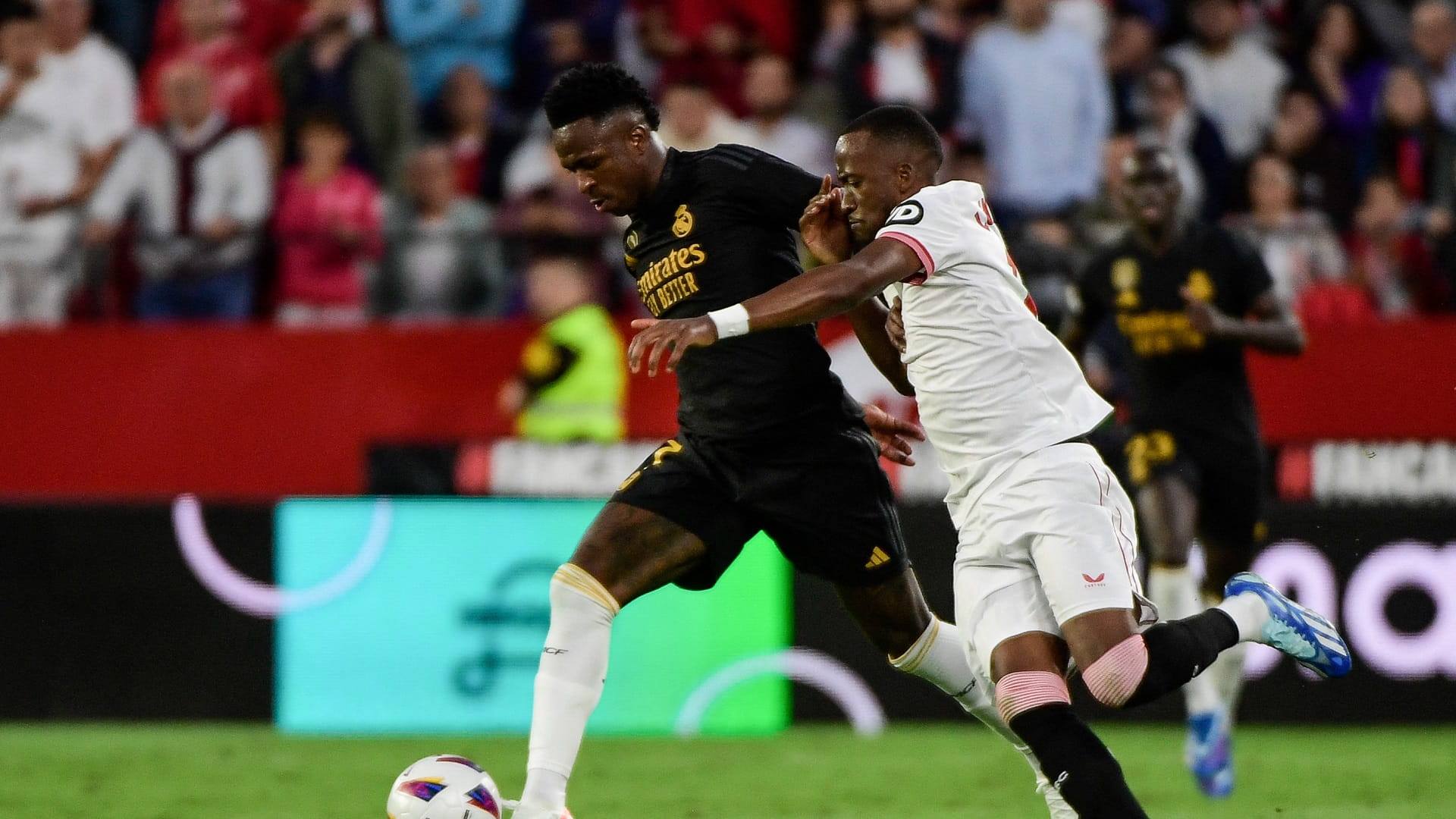 صورة بعنوان: ريال مدريد يسقط في فخ التعادل أمام إشبيلية بالدوري الإسباني 