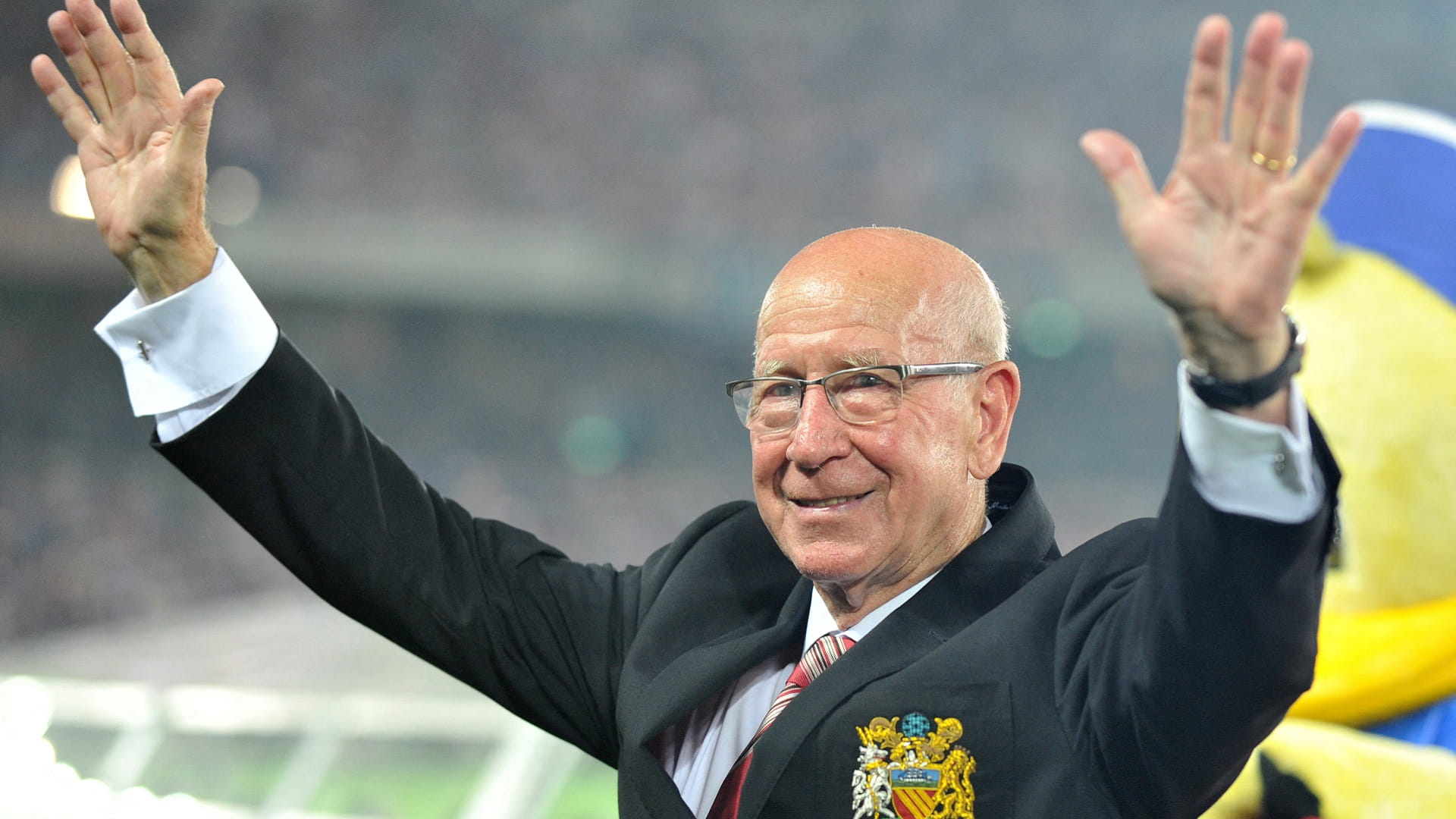 Image for the title: Man Utd legend Bobby Charlton dies aged 86 