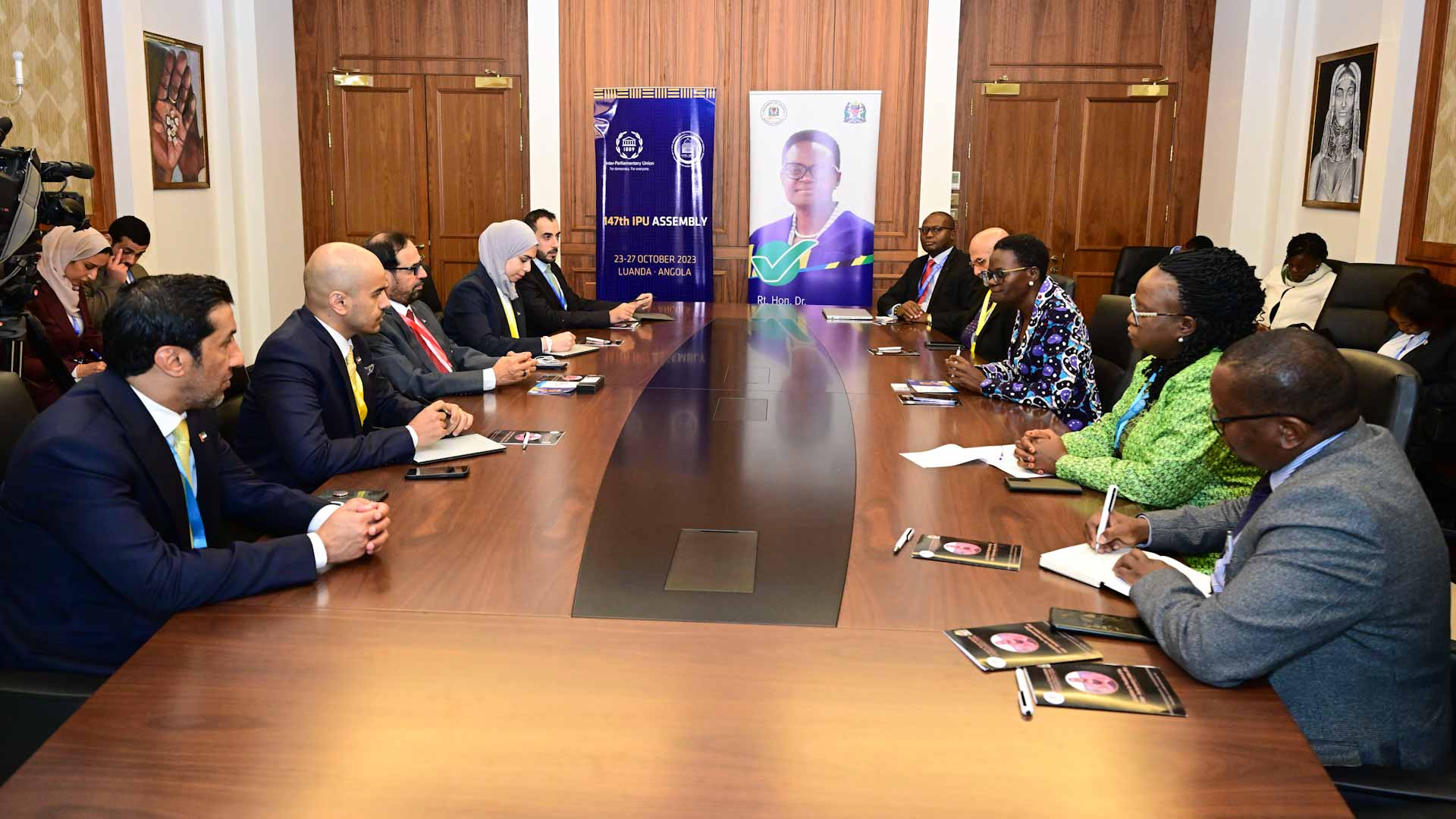 صورة بعنوان: "الوطني الاتحادي" يبحث تعزيز العلاقات البرلمانية مع تنزانيا 