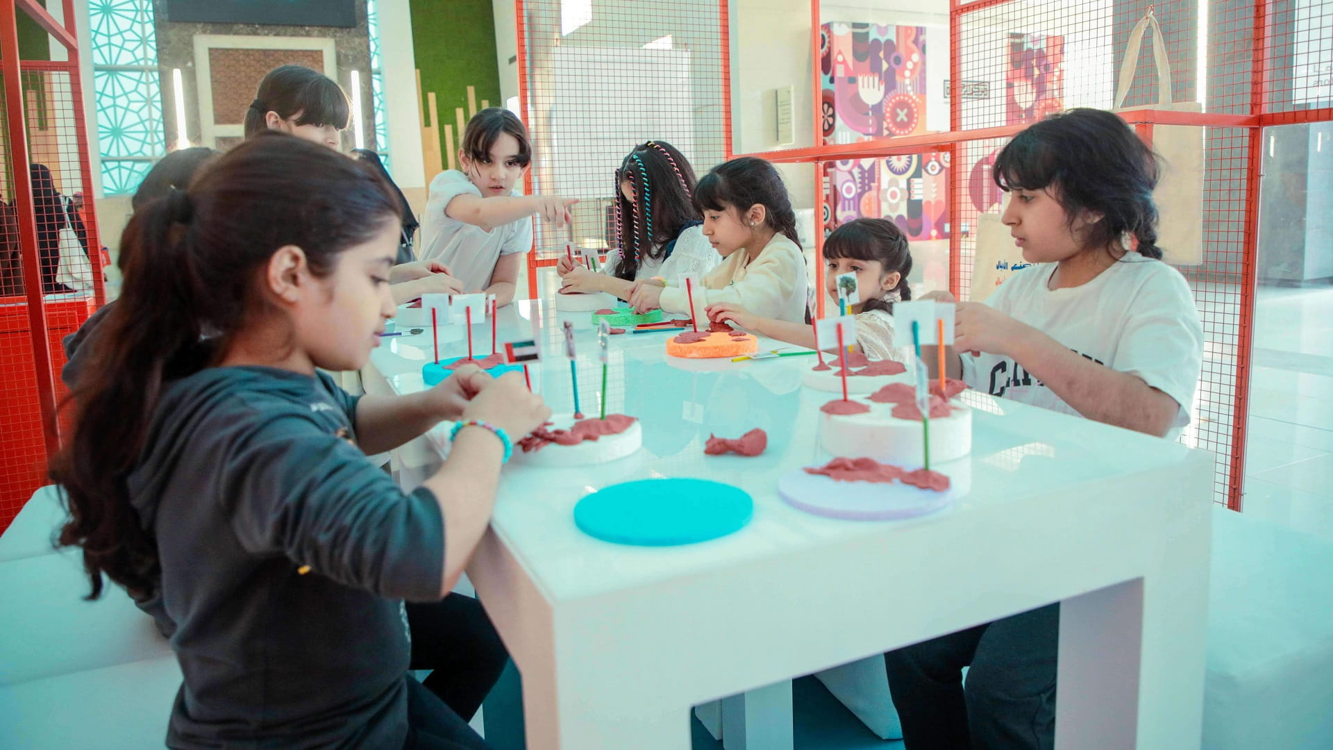 Image for the title: 2nd “Rubu' Qarn Station” attracts more than 143 visitors 