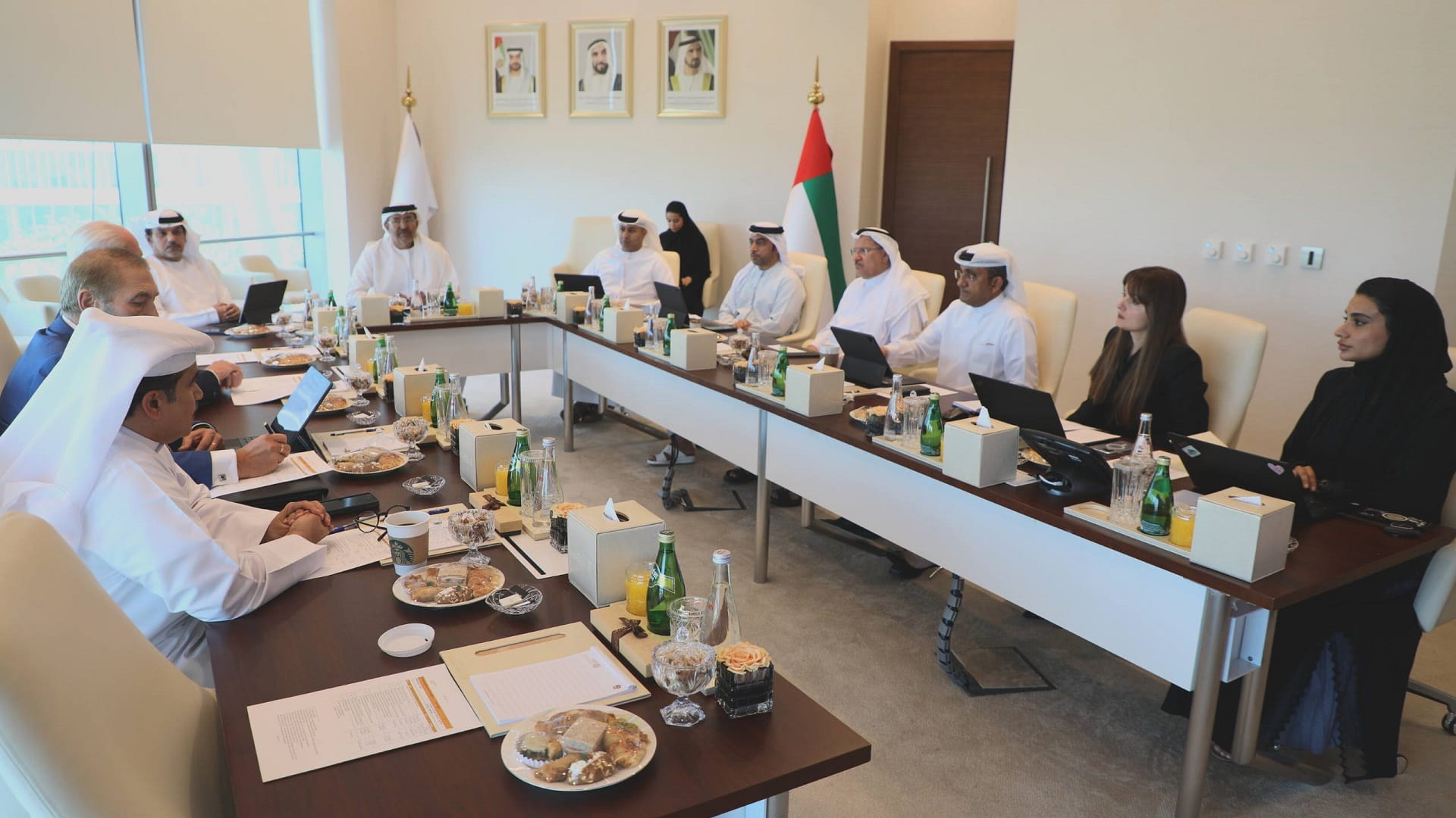 صورة بعنوان: "مجلس إدارة الرقابة النووية" يستعرض سير العمل في محطة "براكة"  