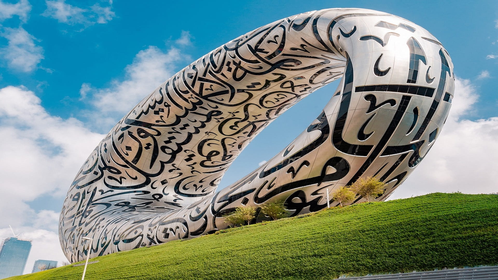 طقس الثلاثاء صحو إلى غائم جزئياً أحياناً ورطب ليلاً وصباح الأربعاء 