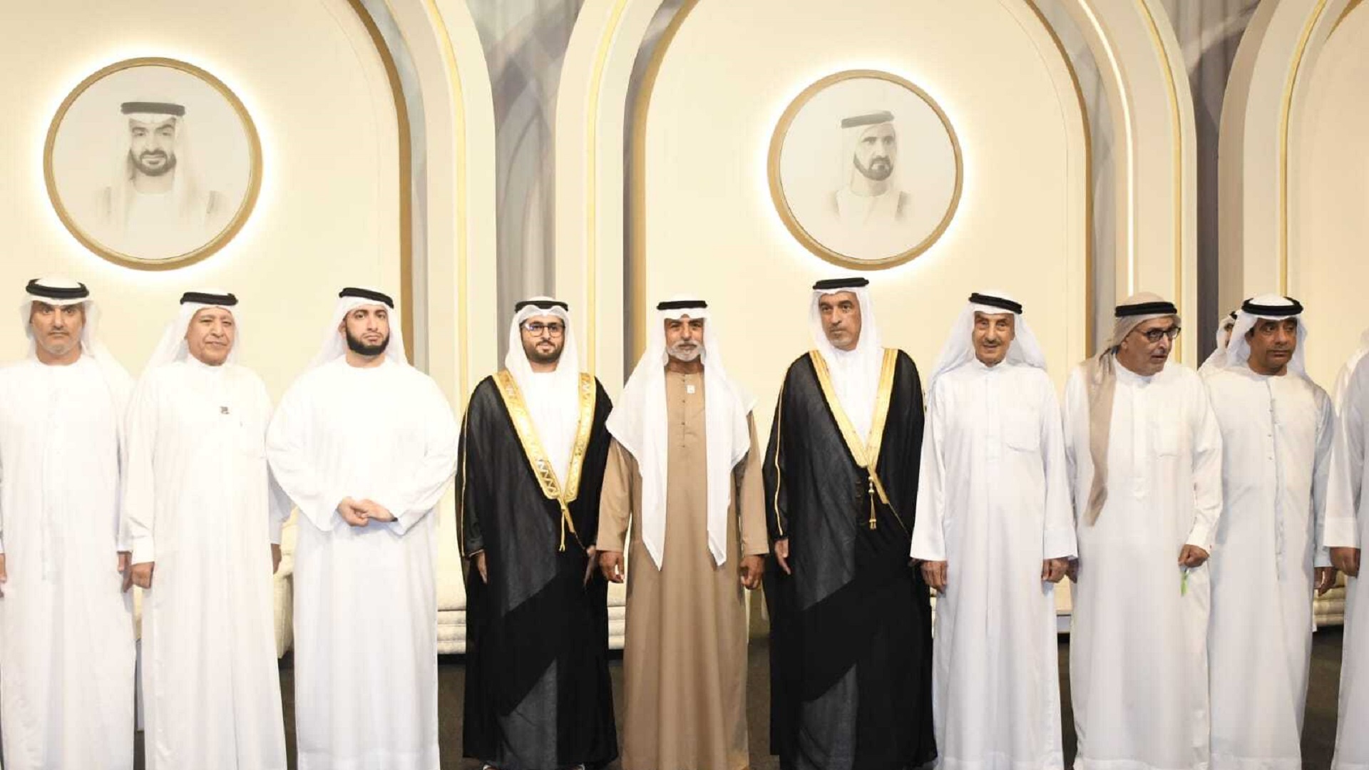 صورة بعنوان: نهيان بن مبارك يحضر أفراح الفردان ورضا 